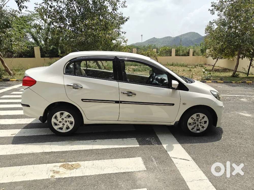 Honda Amaze 2013 Variant