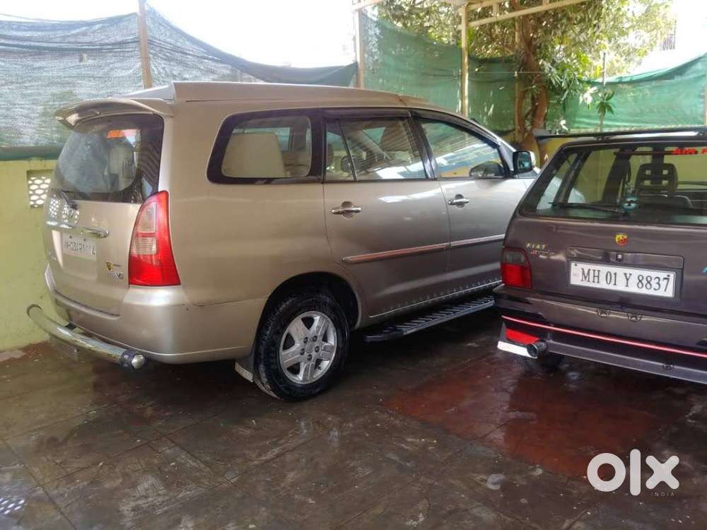 Toyota Ceo Co. Maintained 2008 Innova 2.5v Diesel 2.25l Km City 14kmpl