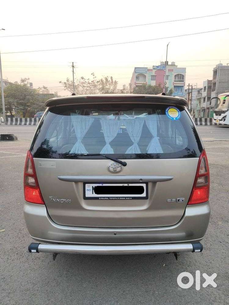 Toyota Innova 2004-2011 2.5 G4 Diesel 8-seater, 2007, Diesel
