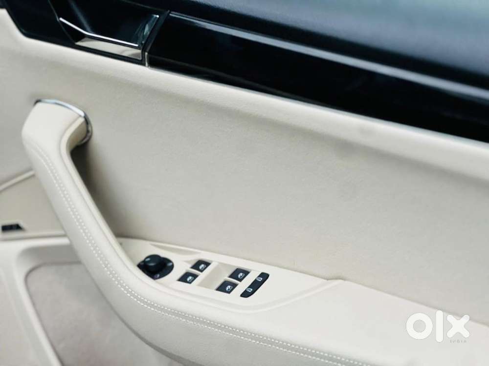 Skoda Superb 2.0 Tsi At L&k, 2022, Petrol