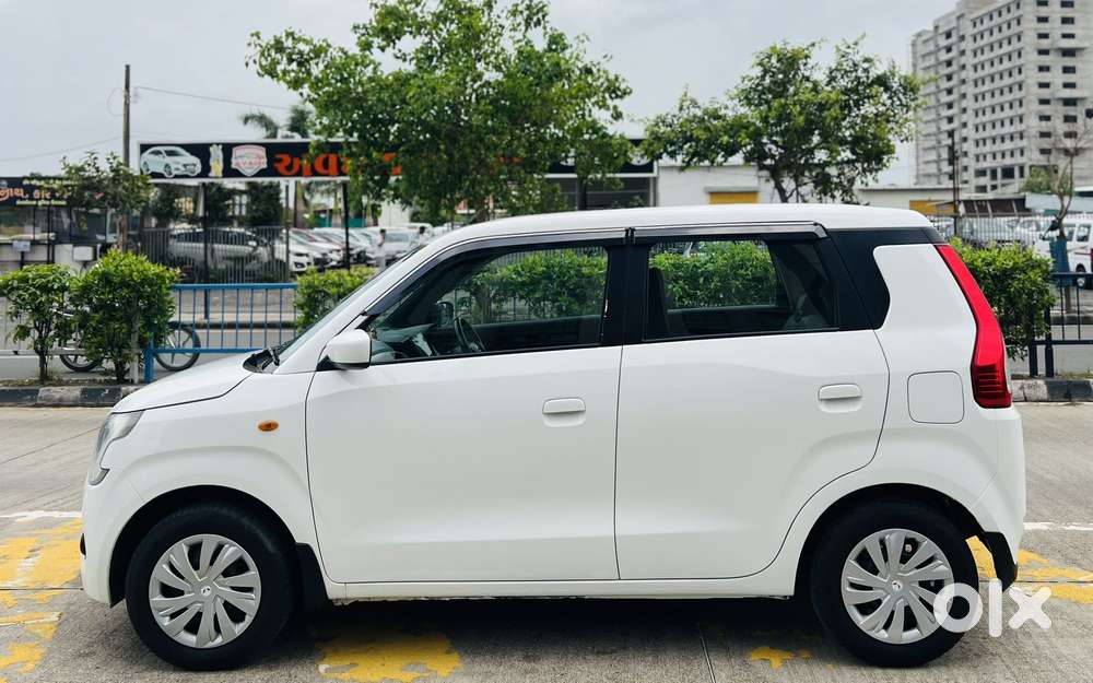 Maruti Suzuki Wagon R 1.2 Zxi, 2023, Cng & Hybrids