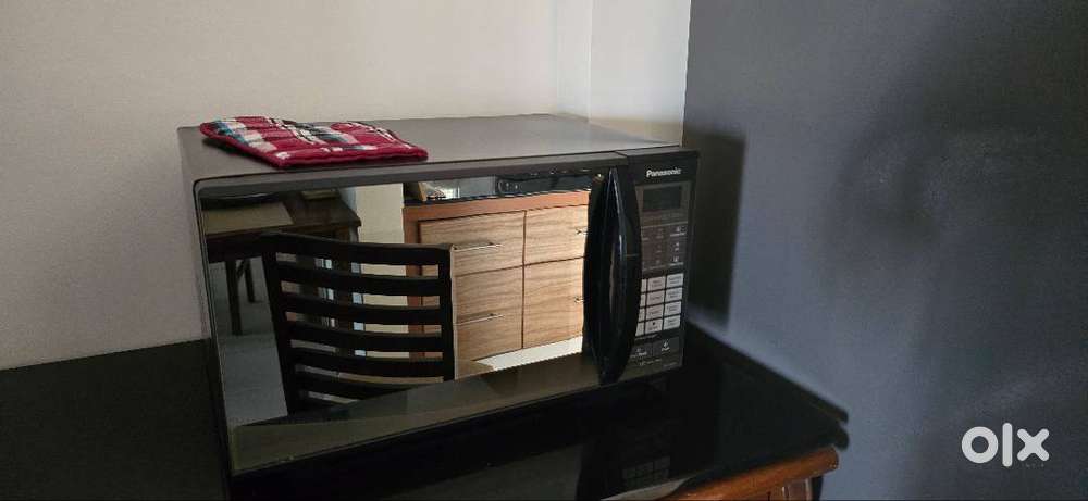 Panasonic 27L Convection Microwave (NN-CT64HB)