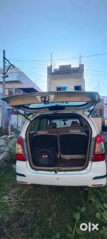 Toyota Innova 2.0 Vx Petrol 2013