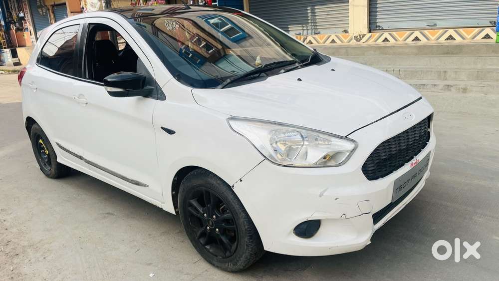 Ford Figo Petrol Titanium, 2017, Petrol