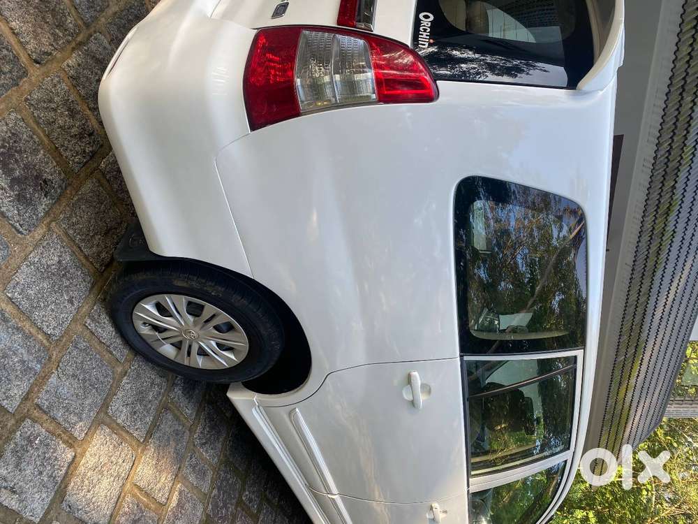 Toyota Innova 2.5 G 2015