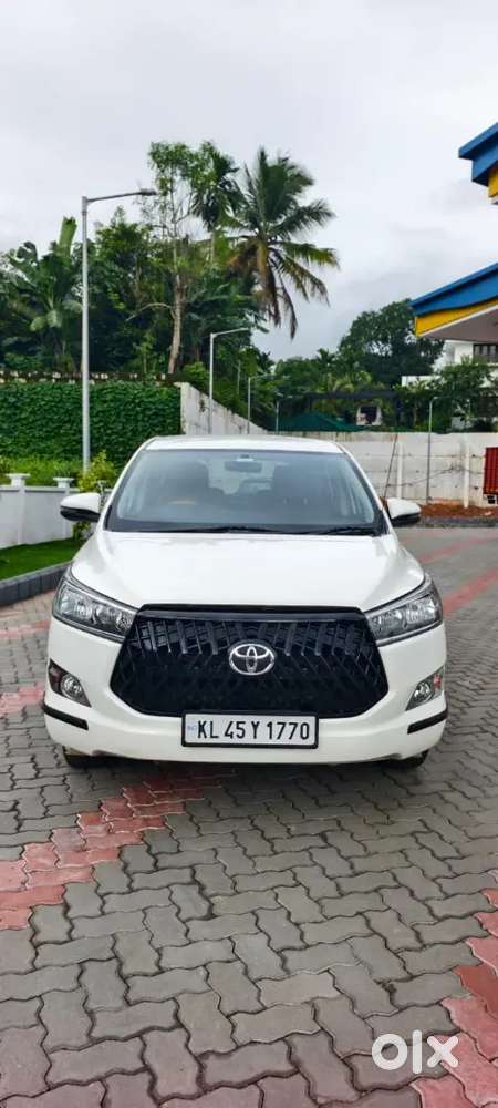 Toyota Innova Crysta 2018 Diesel 218500 Km Driven Good Condition