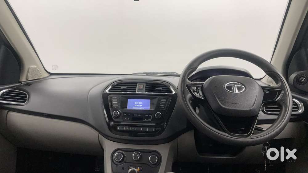 Tata Tiago Xza, 2018, Petrol