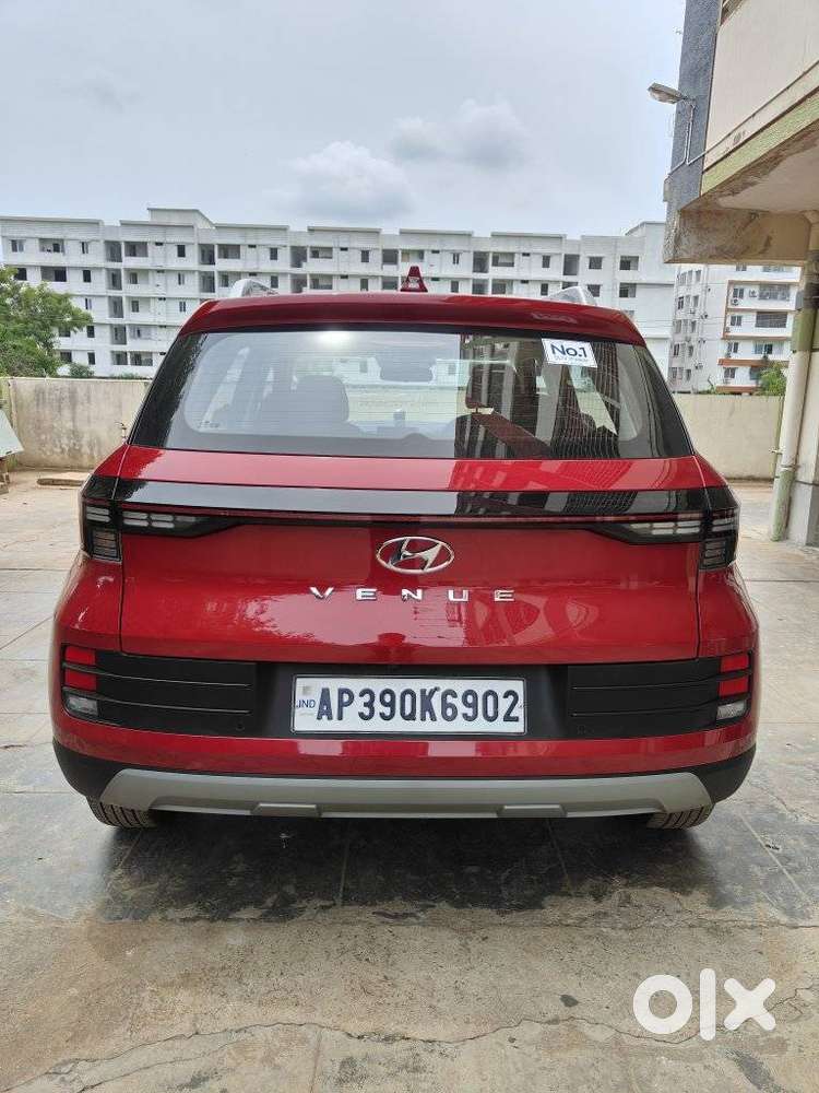 Hyundai Venue 1.2 S (o), 2022, Petrol