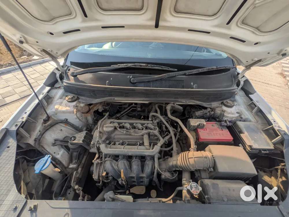 Brand New Venue Top Condition Petrol Variant