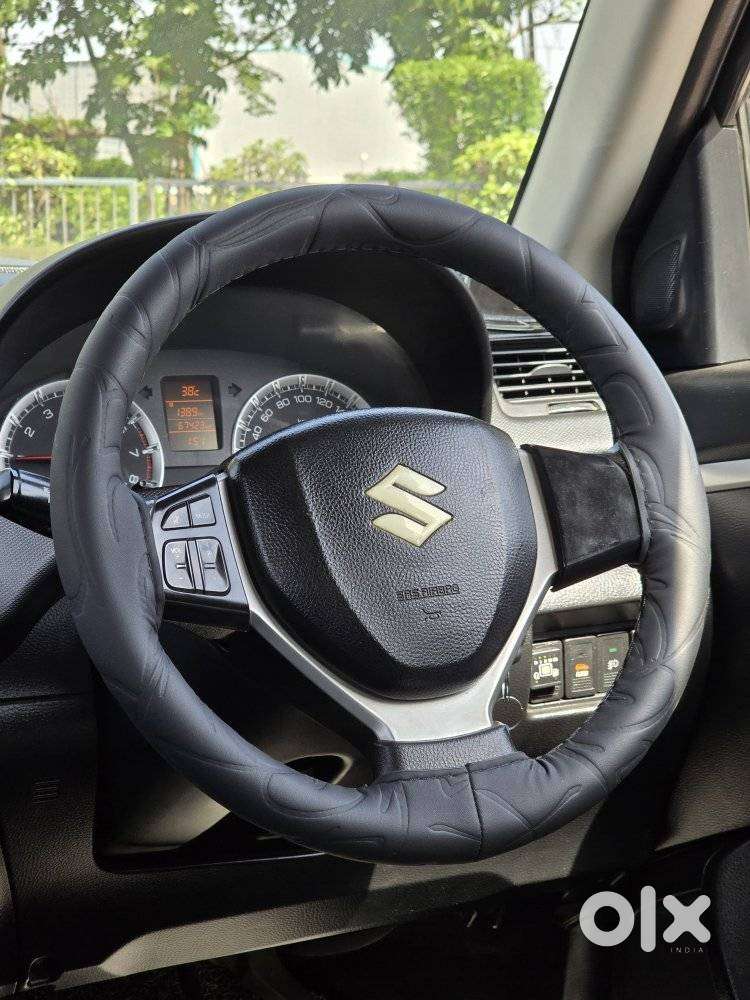 Maruti Suzuki Swift Zxi, 2011, Cng & Hybrids