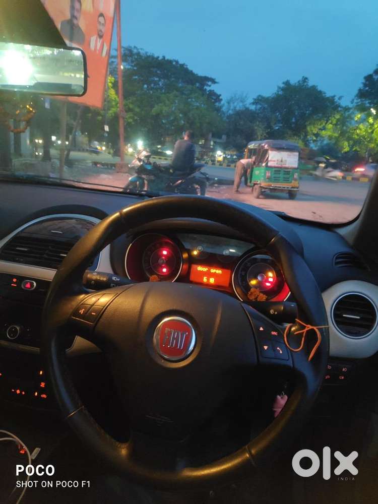 Fiat Linea 2015 Petrol 100000 Km Driven Well Maintaine Car