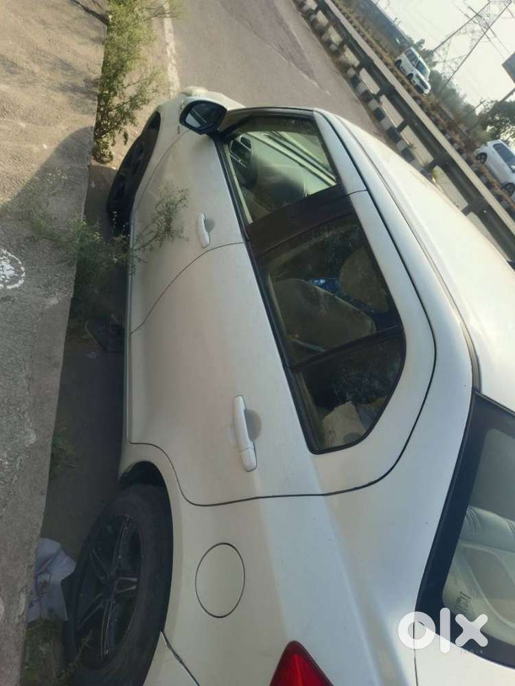 Maruti Suzuki Swift Dzire Vdi Bsiv, 2016, Diesel