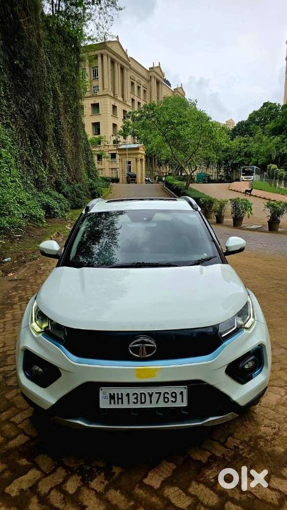 Tata Nexon 1.5 Revotorq Xz Plus Dual Tone, 2023, Diesel