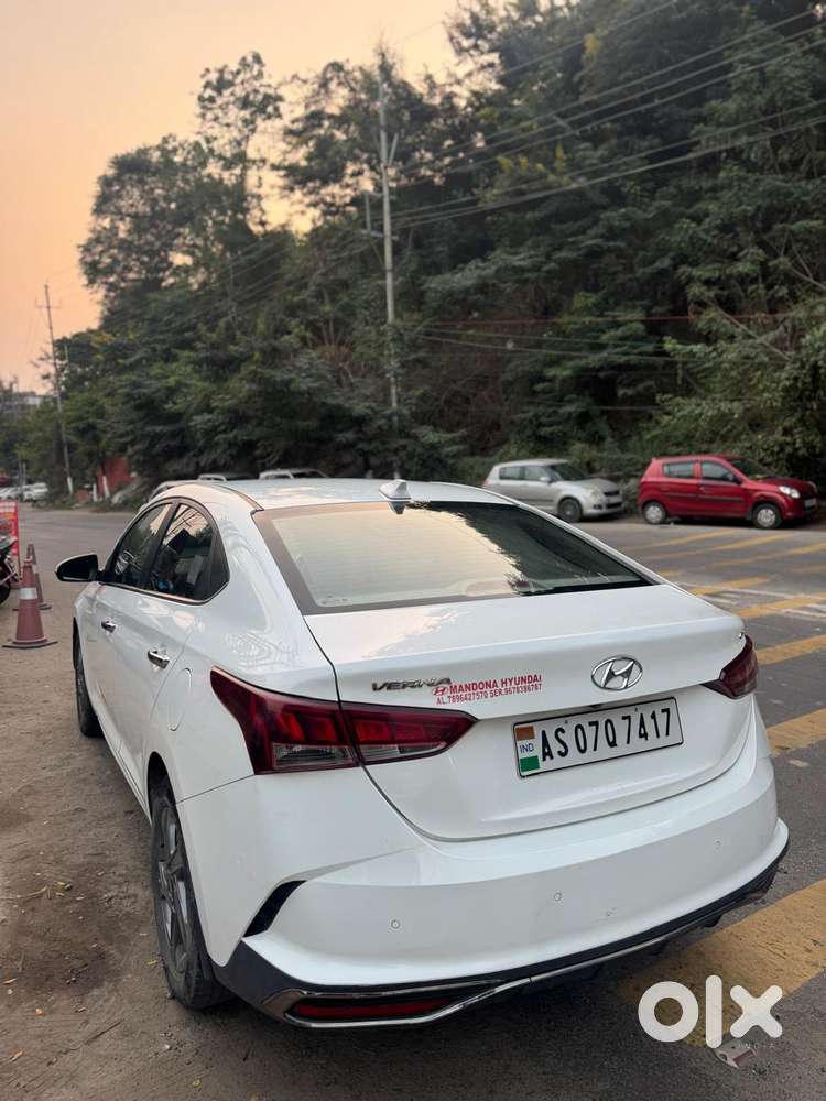 Hyundai Verna 1.5 Sx (o) Vtvt, 2020, Petrol