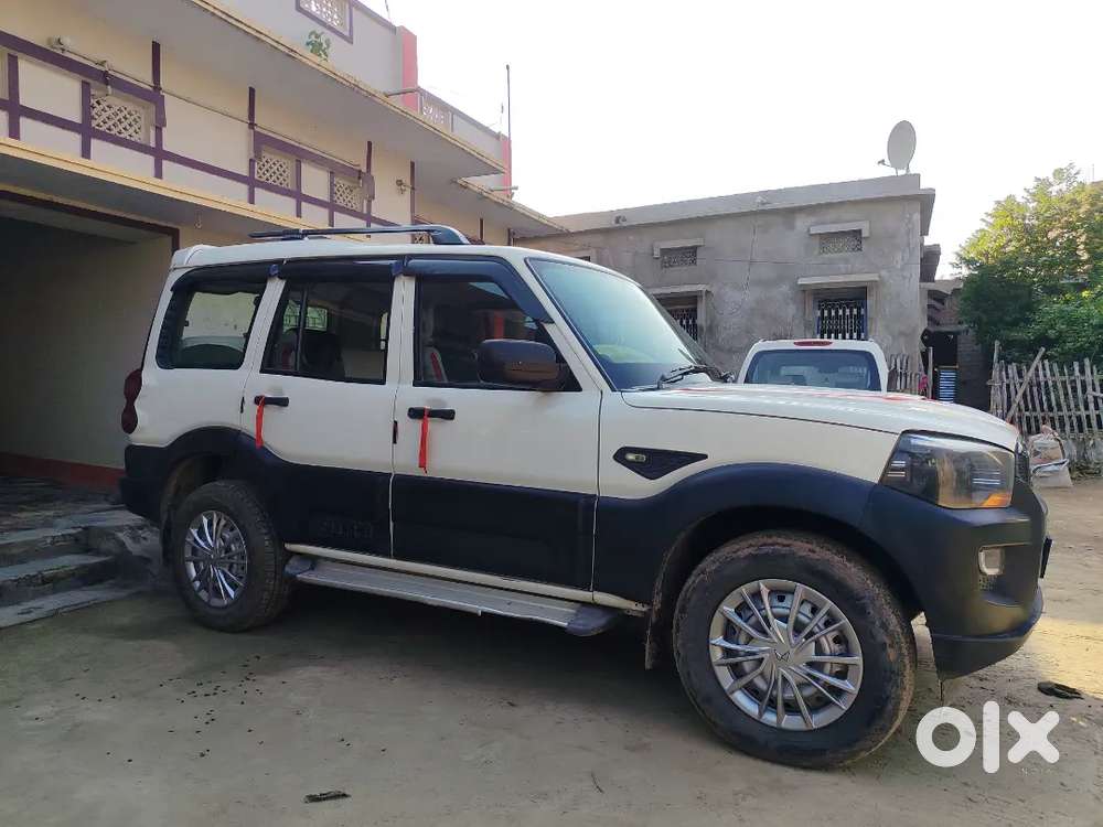 Mahindra Scorpio S4+ 1.99 Intelli Hybrid 2017