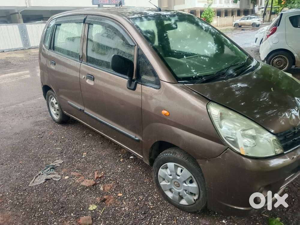 Maruti Suzuki Estilo 2011