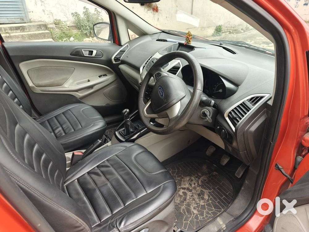 Mahindra Tuv 300 T10 Dual Tone, 2018, Diesel