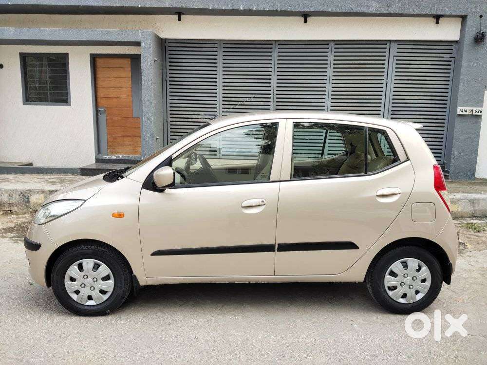 Hyundai I10 Sportz At, 2010, Petrol