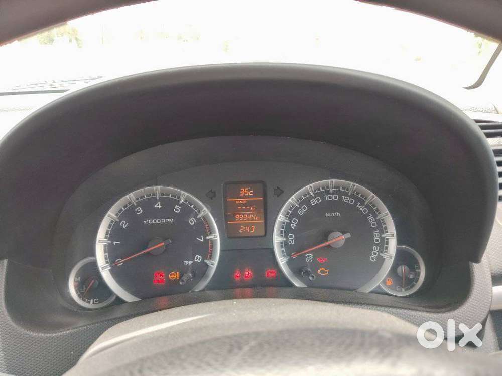 Maruti Suzuki Swift Vvt Zxi, 2012, Petrol