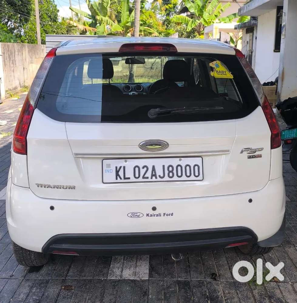 Bmw X1 2012 Black Fancy Number Panoramic Sunroof