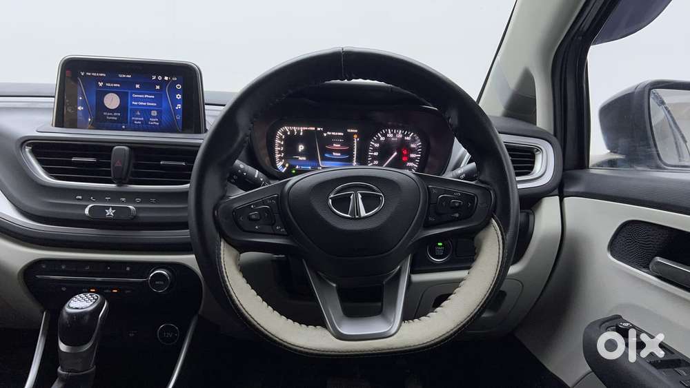 Tata Altroz 1.2 Xza Plus, 2022, Petrol