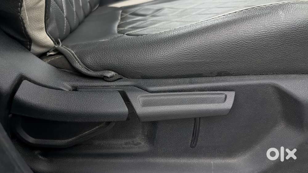 Hyundai Venue 1.0 S (o) Turbo Dct, 2024, Petrol