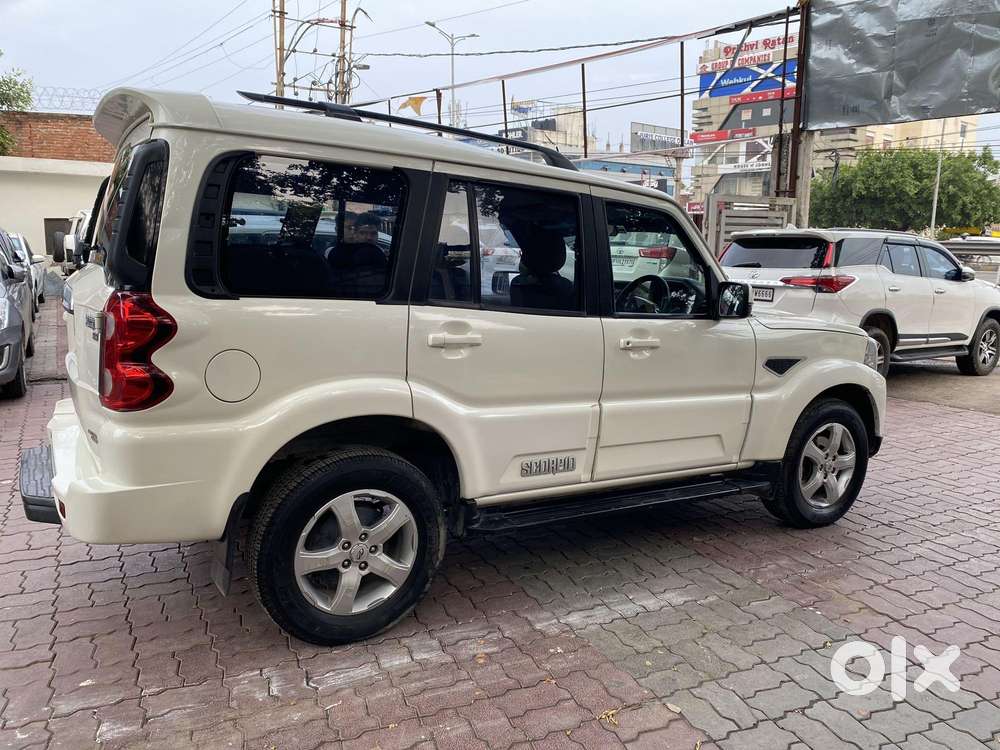 Mahindra Scorpio [2020-2022] 2.2 S9, 2021, Diesel