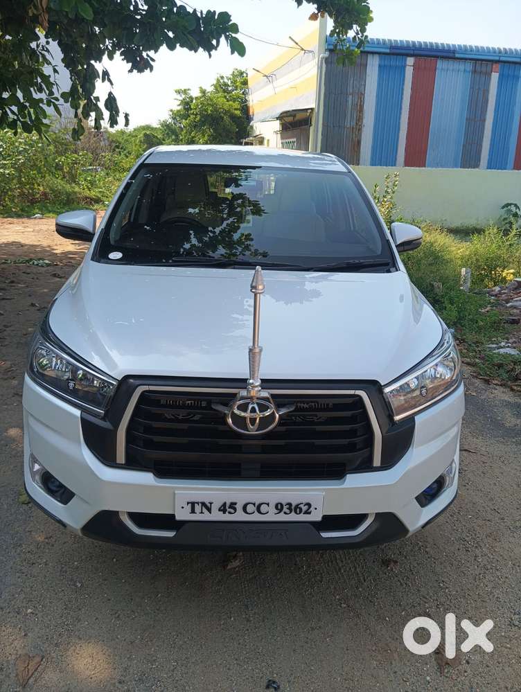 Toyota Innova Crysta 2.4 G Mt 8s, 2023, Diesel