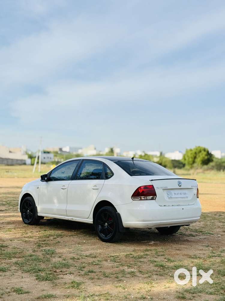 Volkswagen Vento 2010-2013 New Diesel Highline, 2011, Diesel
