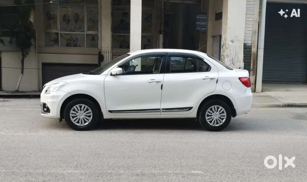 Maruti Suzuki Dzire 1.2 Vxi, 2023, Petrol