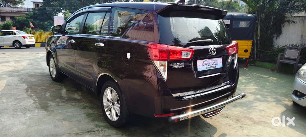 Toyota Innova Crysta 2.8 Z, 2019