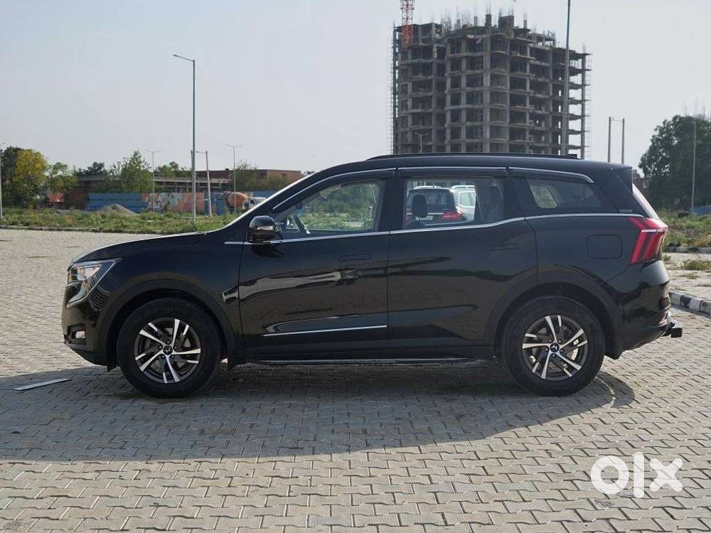 Mahindra Xuv700 2.2 Ax 5 Diesel At 7 Str, 2024, Diesel