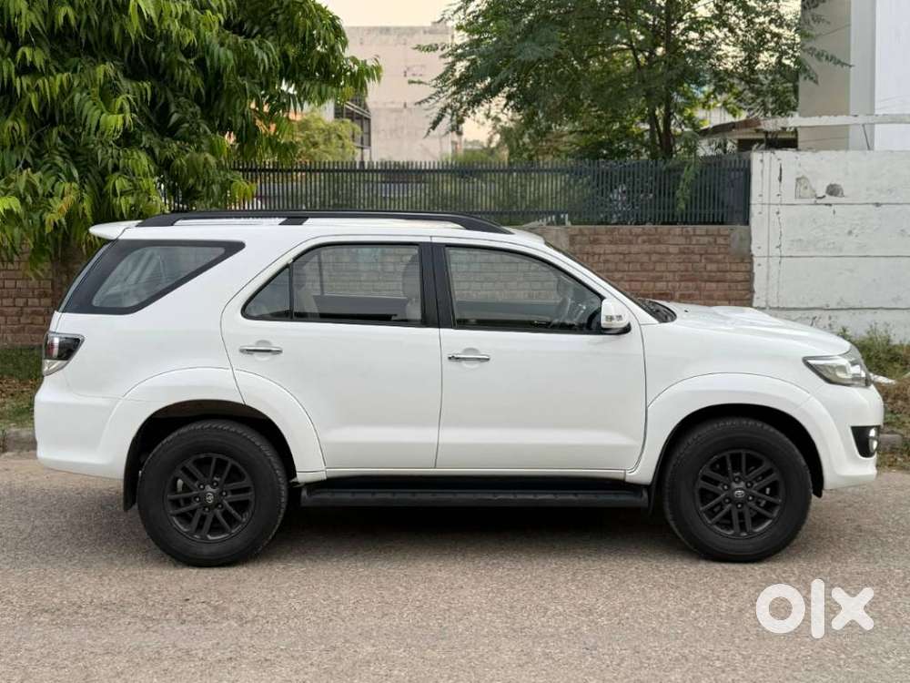 Toyota Fortuner 3.0 4x2 Automatic, 2016, Diesel