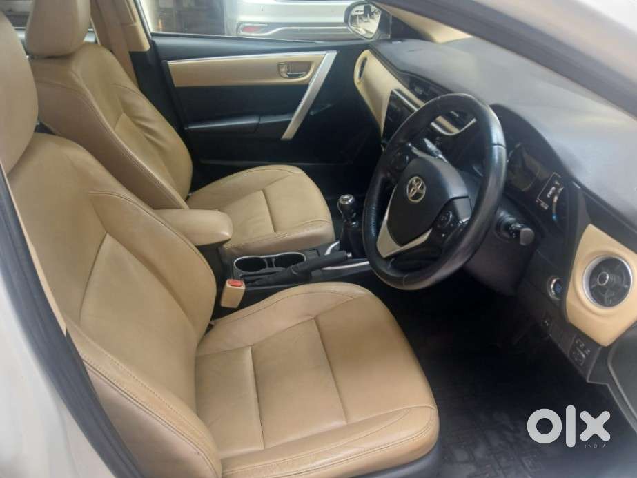 Toyota Corolla Altis 1.8 Gl, 2017, Petrol