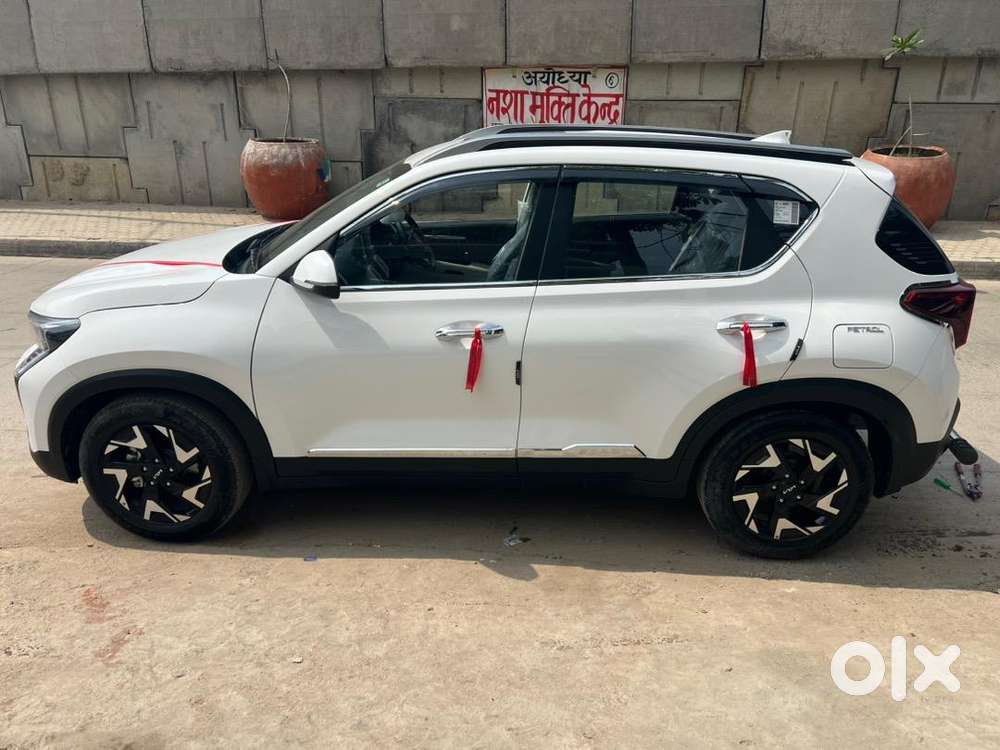 Kia Sonet 2026 Petrol 1300 Km Driven