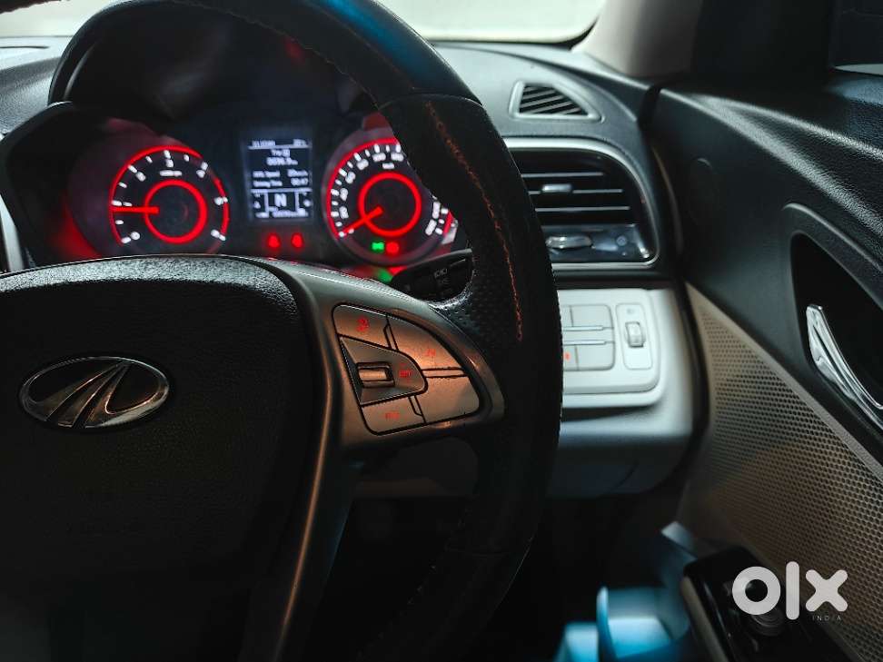 Mahindra Xuv300 W8 Option Diesel, 2022, Diesel