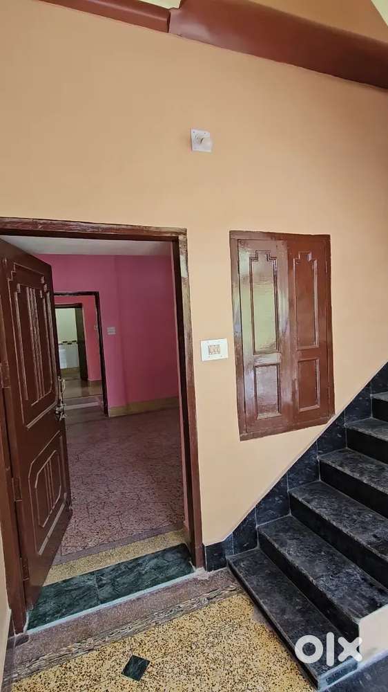 Newly Built 3 BHK (Independent Floor) Main Road - Basanti Market Chowk