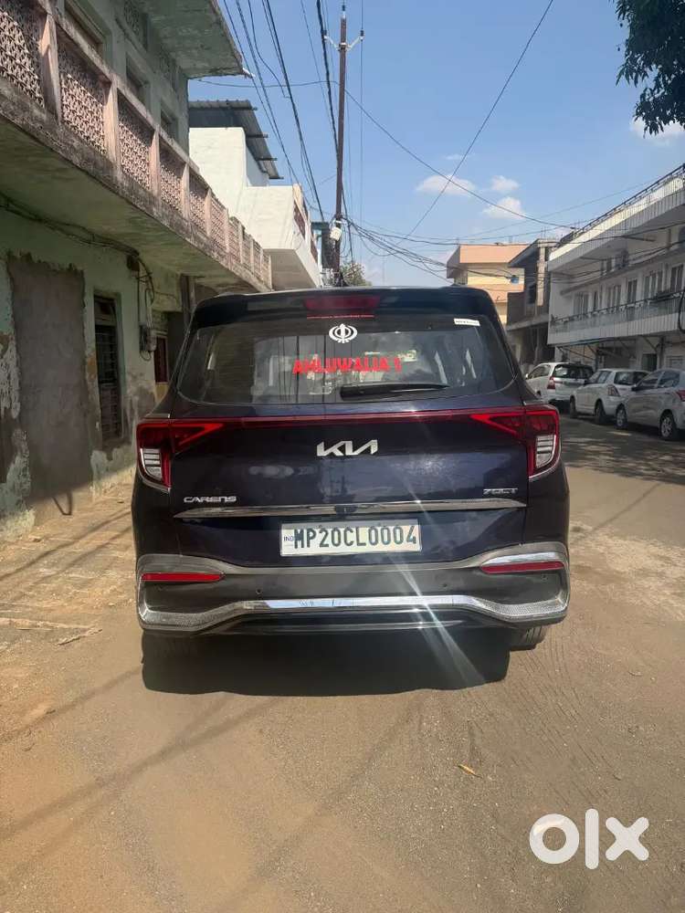 Kia Carens 2022 Petrol Well Maintained