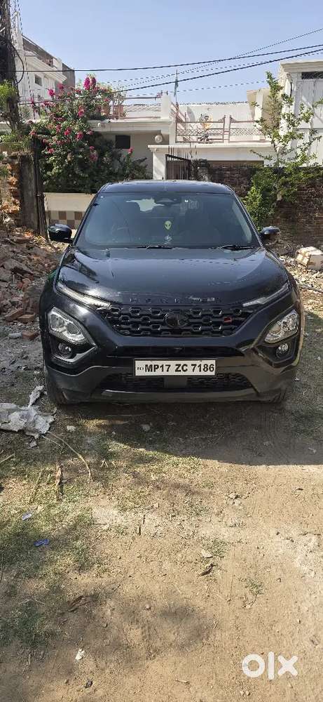 Tata Harrier 2023 Red Dark Edition