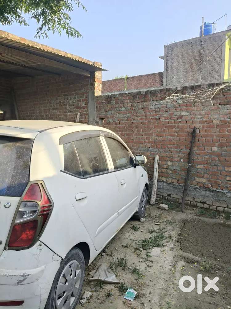Gadi Me Koi Dikkat Nahi Hai Charo Tayar New Hai