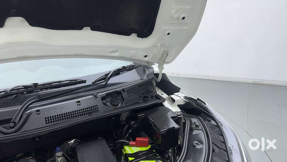 Nissan Magnite 1.0 Xv Premium Turbo Cvt (o), 2022, Petrol