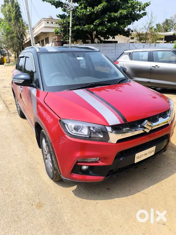2017 Maruti Suzuki Brezza Zdi+ Dual Tone Manual