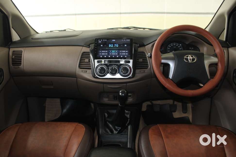 Toyota Innova 2.5 Gx 7 Str Bs-iii, 2015, Diesel