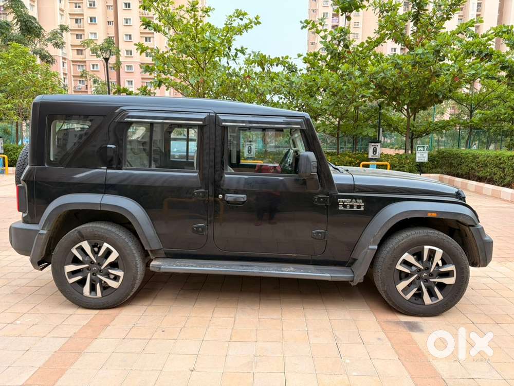 Mahindra Thar Roxx Diesel 2025