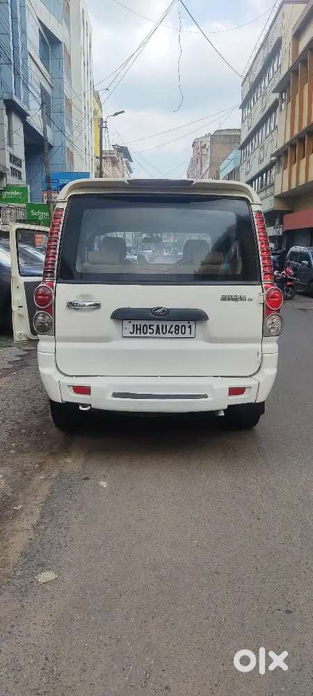 Mahindra Scorpio 2013 Manual Diesel Second Owner