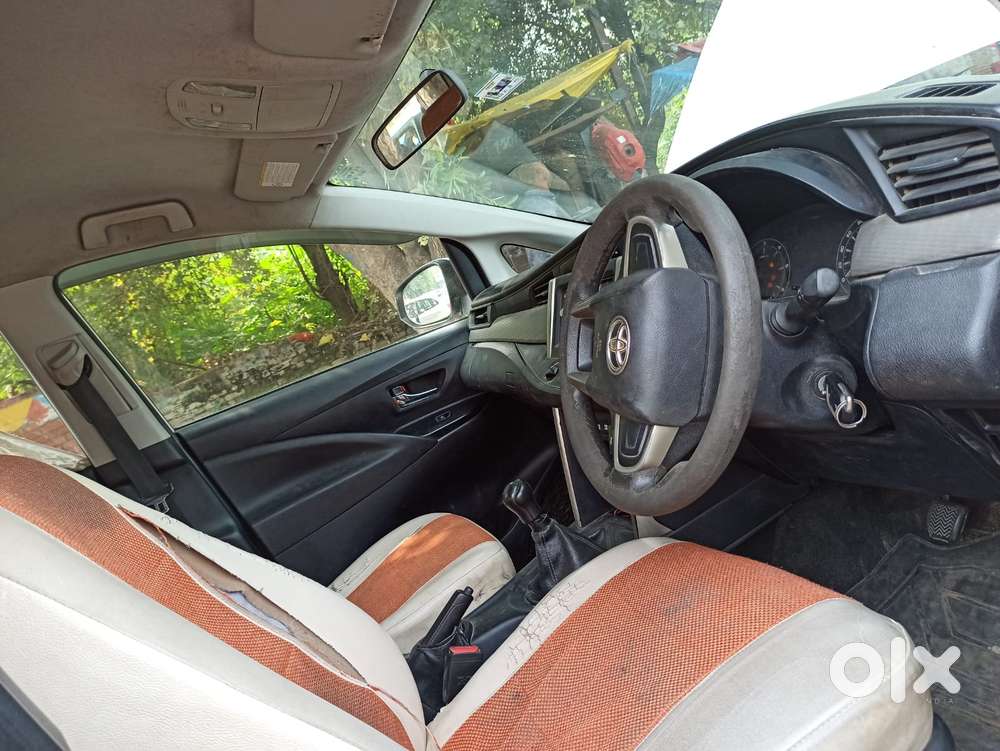 Toyota Innova Crysta 2.4 G Mt, 2017, Diesel