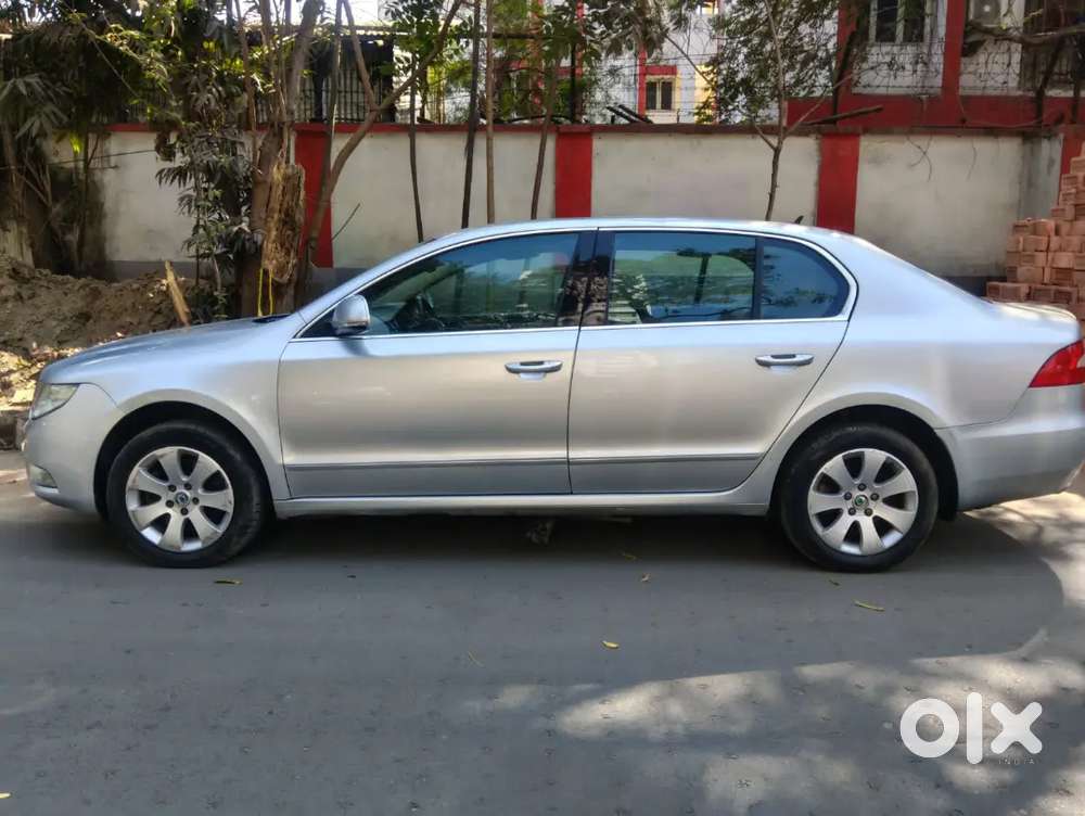 Skoda Superb 2010 Model Life Time Tax Sunroof