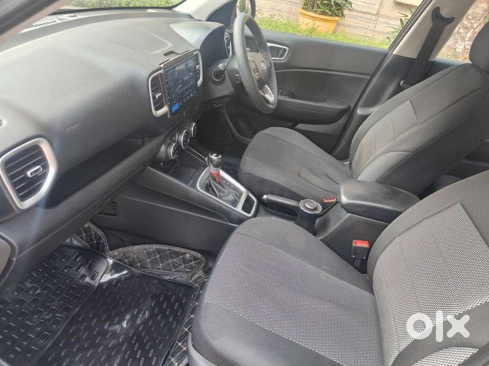 Hyundai Venue 1.0 Sx Turbo Dct, 2019, Petrol