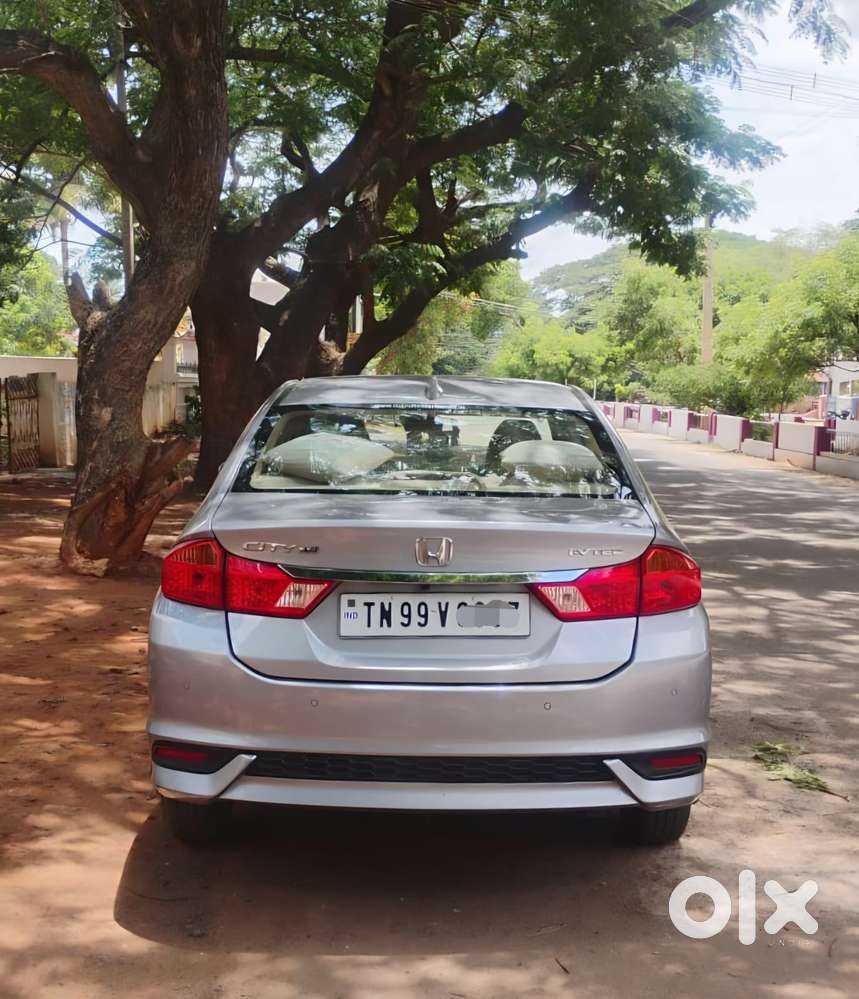Honda City V Mt Exclusive, 2022, Petrol