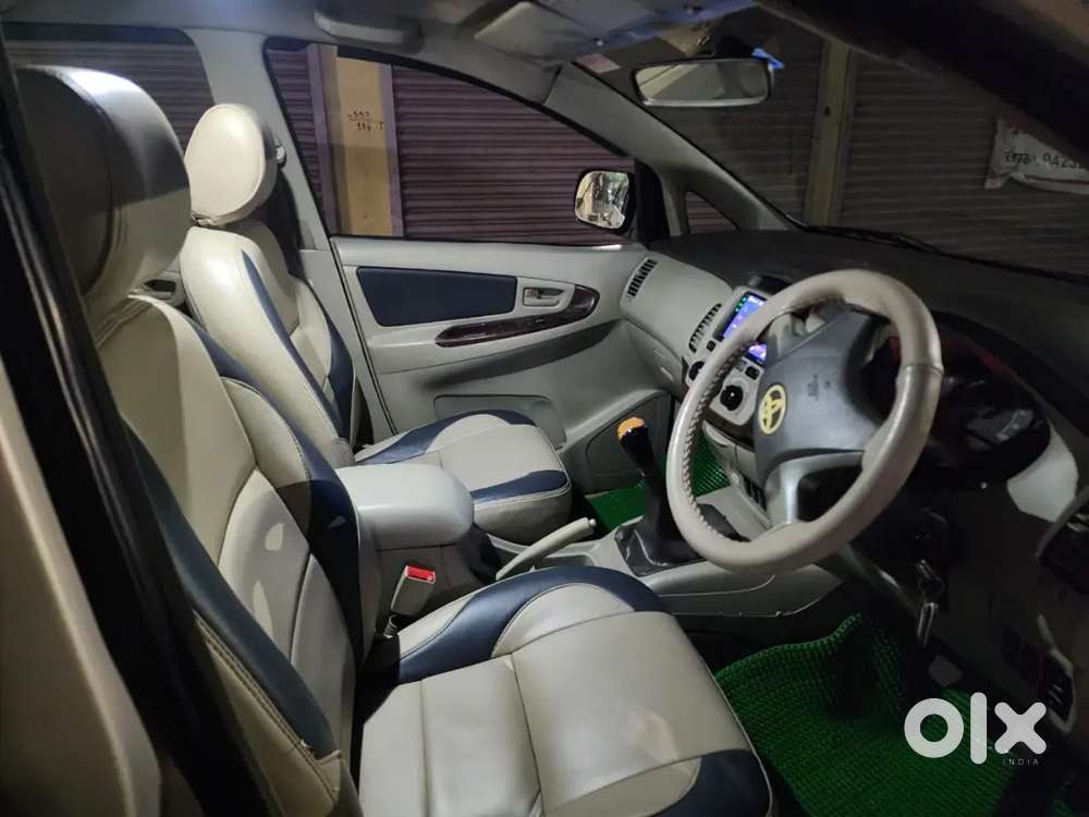 Toyota Innova 2.5 G2 2013